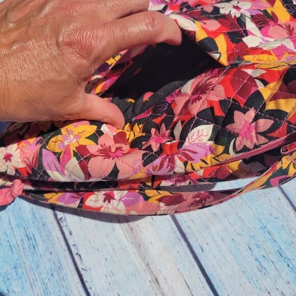 Vera Bradley Women's Triple Zip Multicolor Floral print Crossbody Hipster Bag - Picture 3 of 13